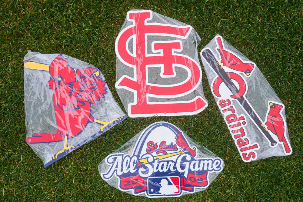 St. Louis Cardinals on X: New #HelloKitty merchandise - only at
