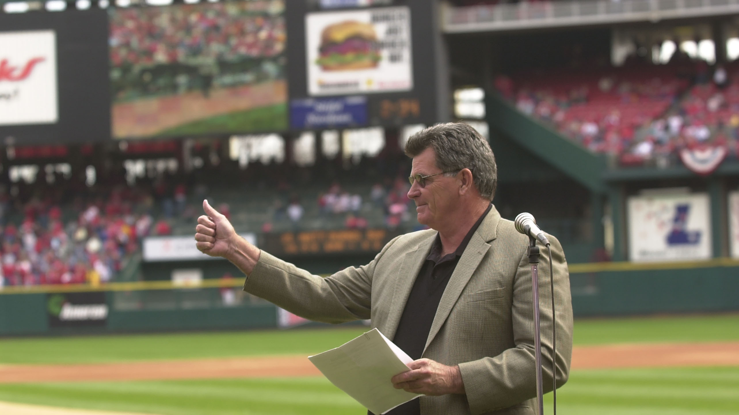 Cardinals broadcaster Mike Shannon commits another classic on-air oopsie
